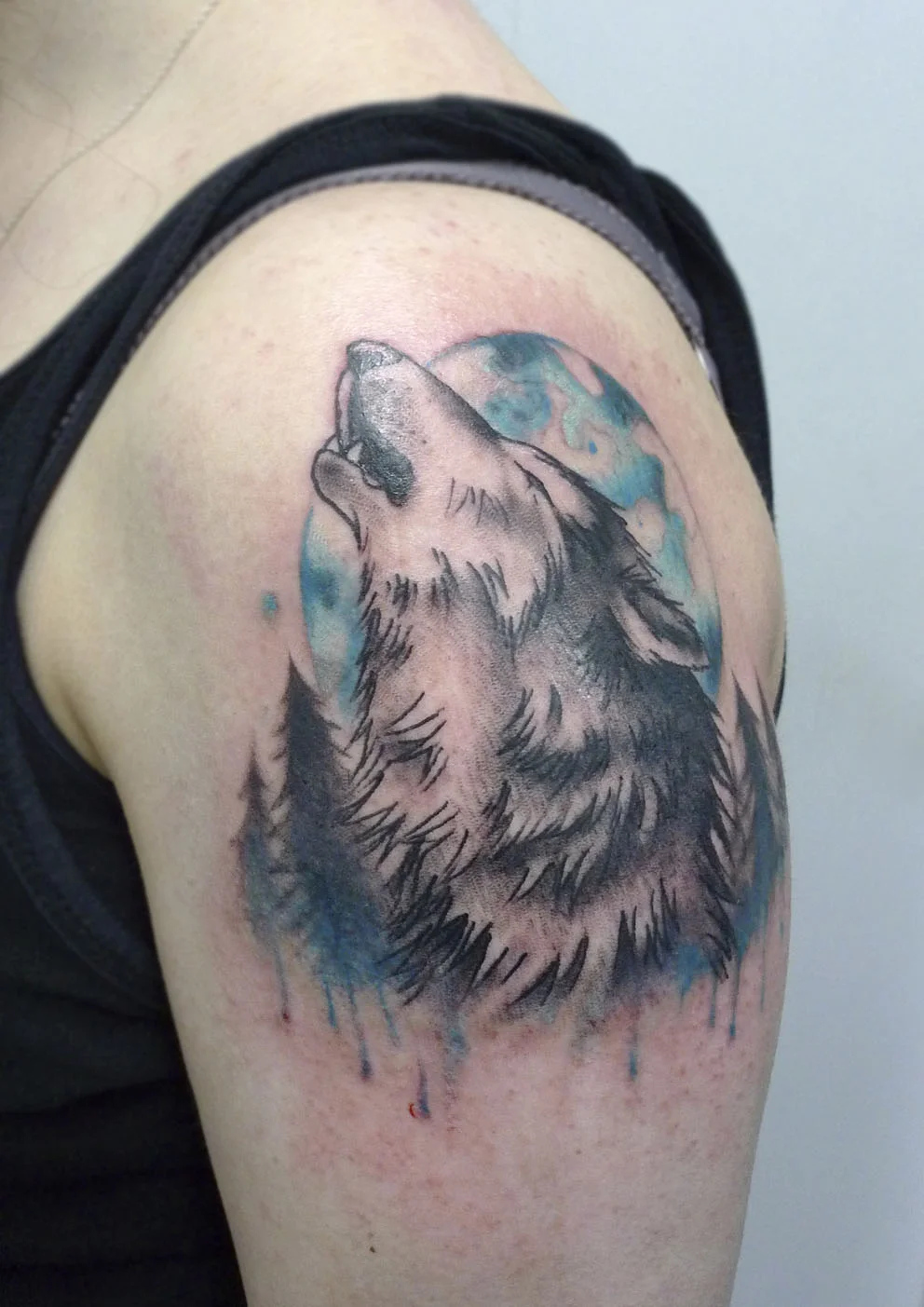 70 Cool Howling Wolf Tattoo Ideas [2024 Inspiration Guide] | Wolf and moon  tattoo, Howling wolf tattoo, Wolf tattoos
